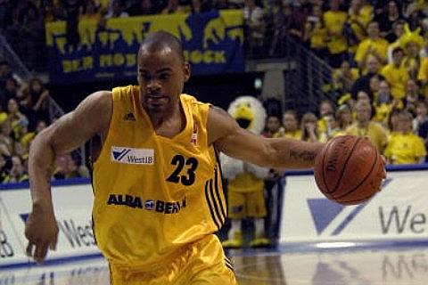 Alba Berlin vs Dallas Mavericks Tickets